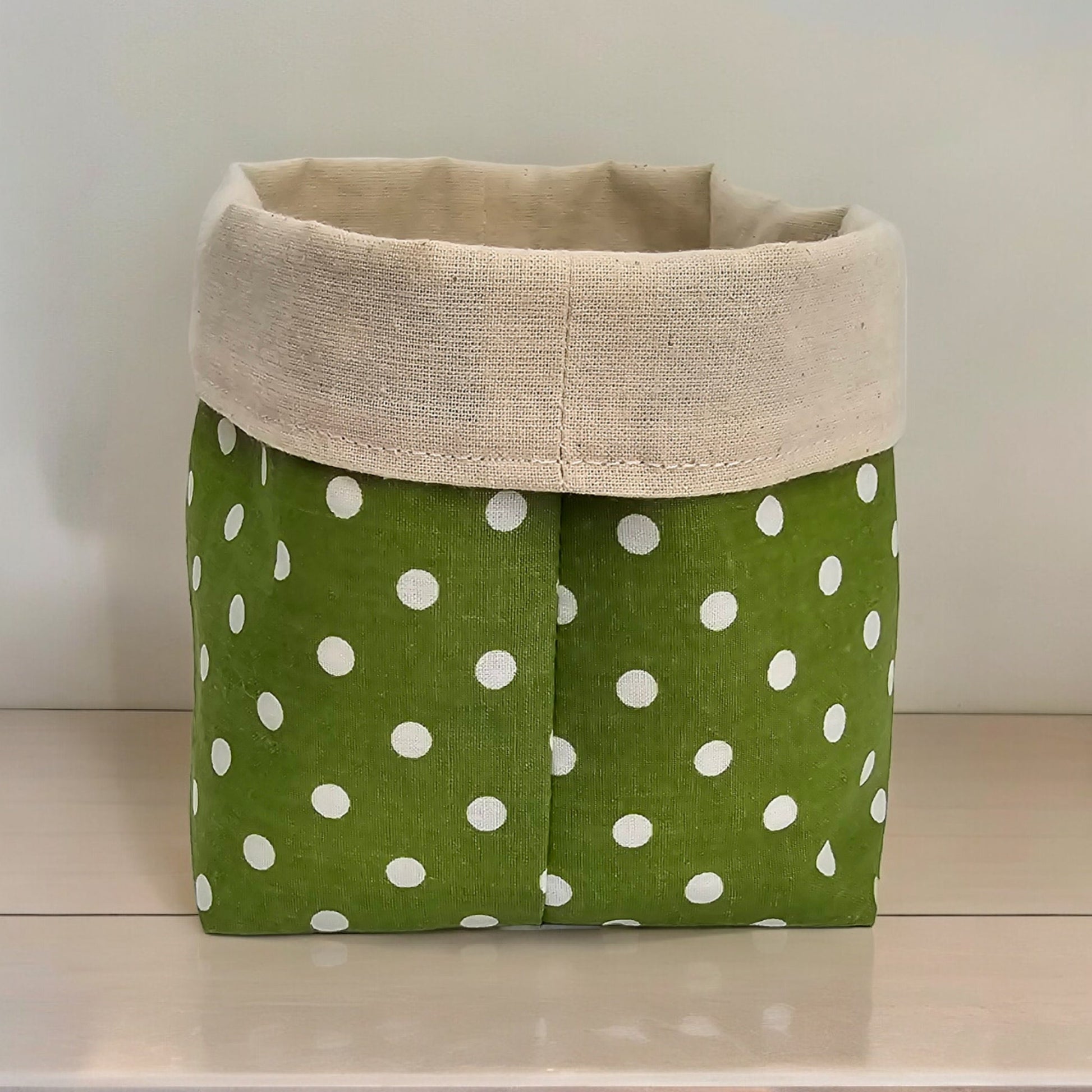 Polka dot pattern Fabric Basket with Canvas Lining. Bread Basket, Reversible Fabric Basket, Eco-Friendly Organiser, Home Decor Green