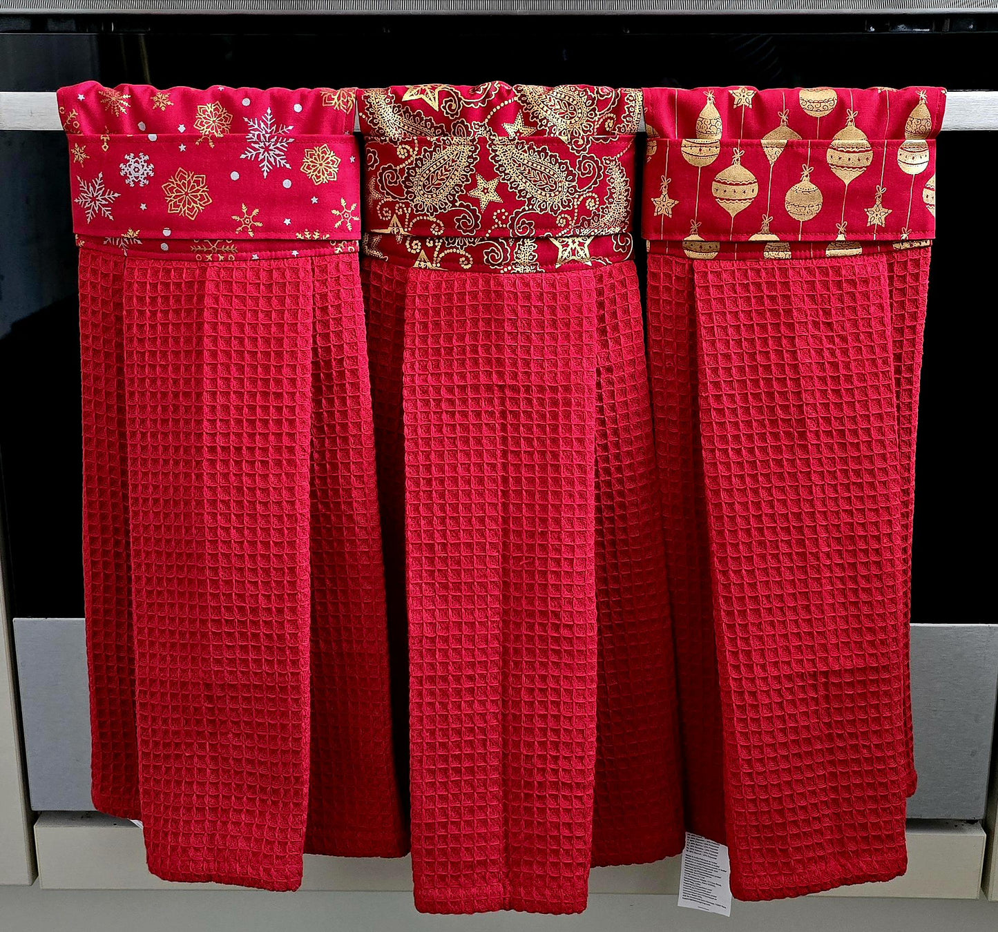 Green Christmas Hanging Hand Towel, Floral Cotton Kitchen Decor