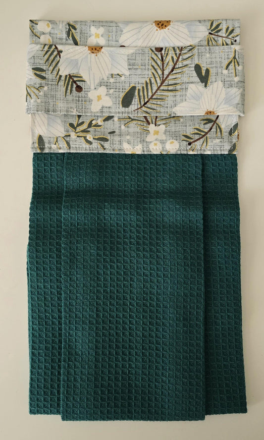 Green Christmas Hanging Hand Towel, Floral Cotton Kitchen Decor